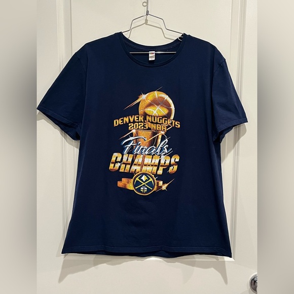 ❌SOLD❌ Modern Denver Nuggets Champions T Shirt Fruit of the loom - Picture 2 of 7